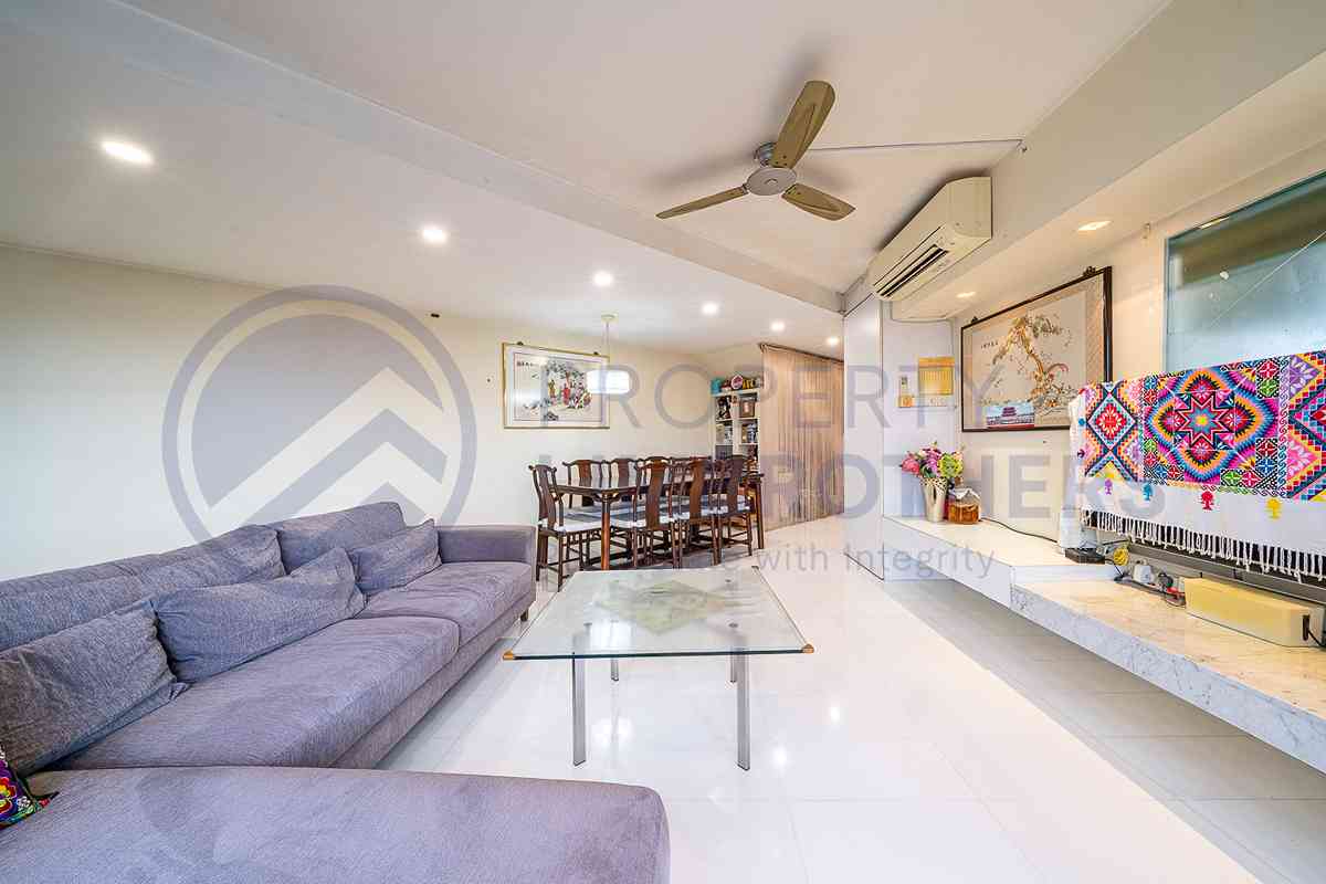 637 Choa Chu Kang North 6