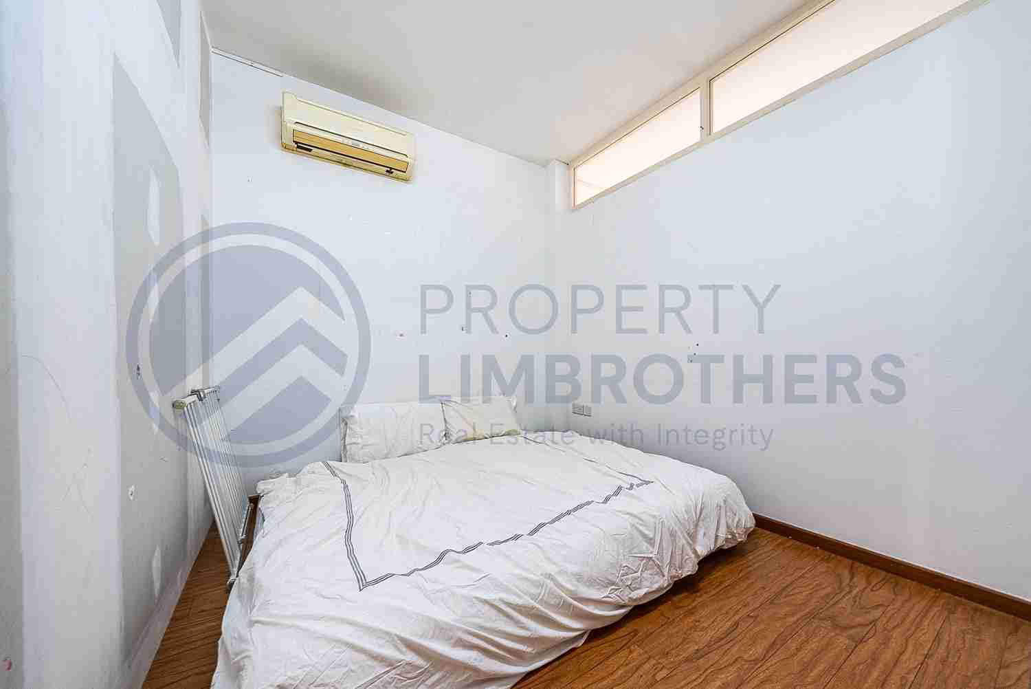 Upper Paya Lebar Road