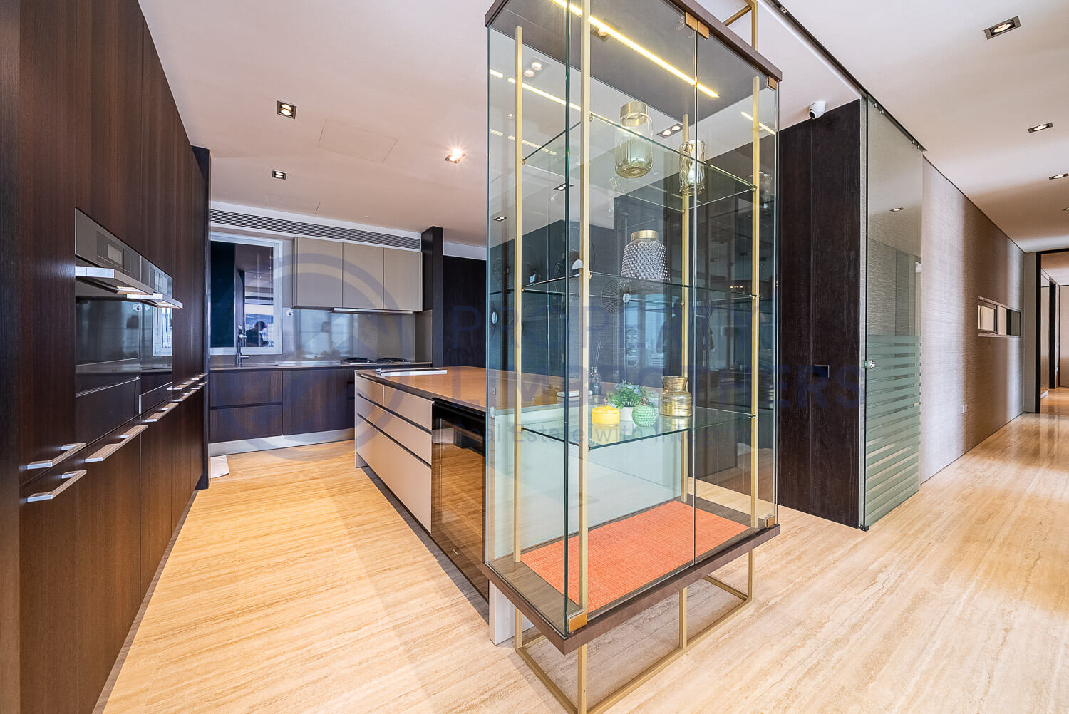 TwentyOne Angullia Park