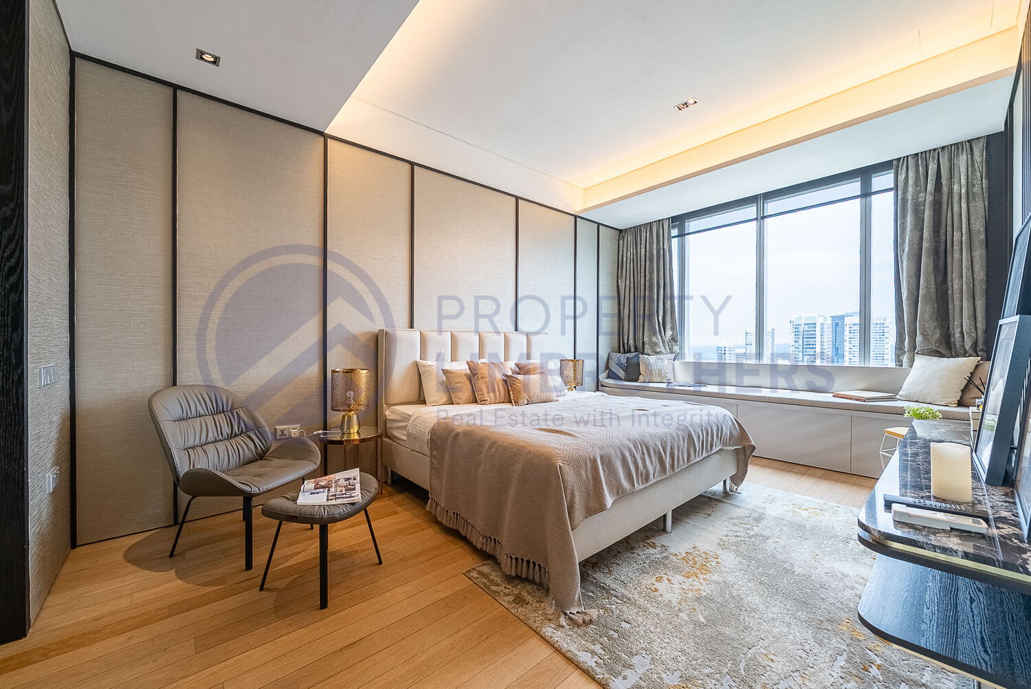 TwentyOne Angullia Park