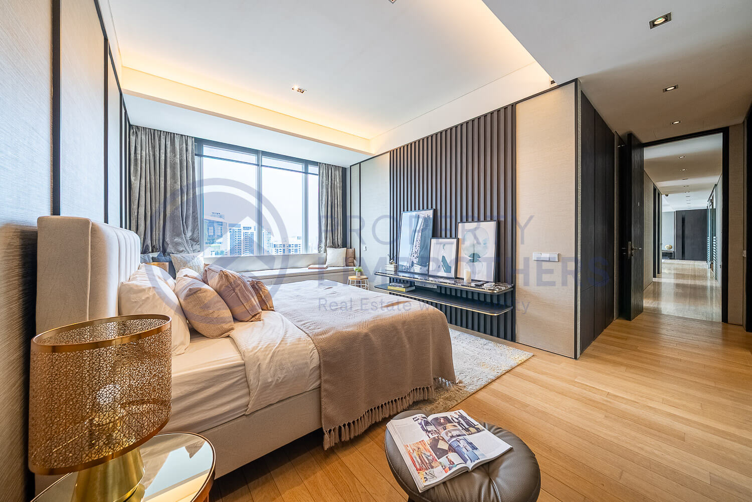 TwentyOne Angullia Park