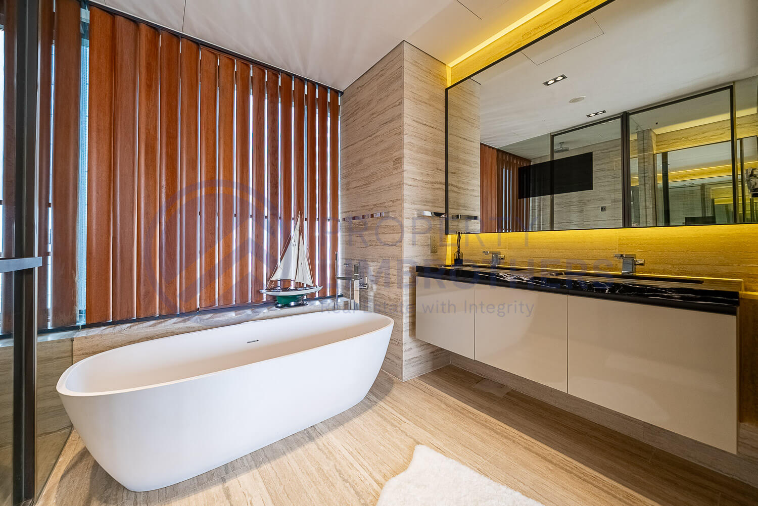 TwentyOne Angullia Park