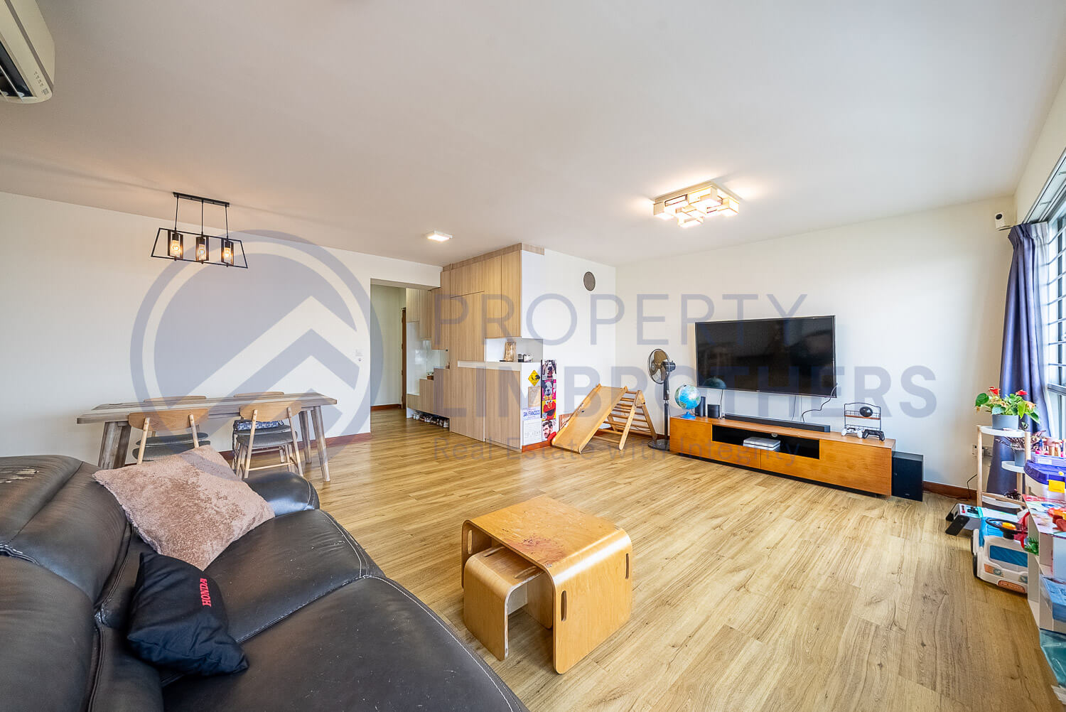 889B Woodlands Drive 50