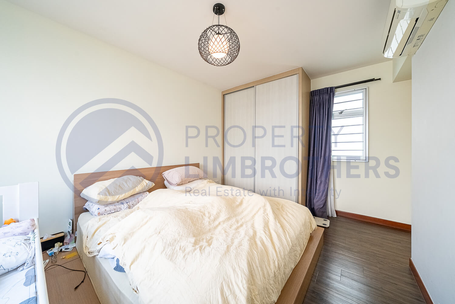 889B Woodlands Drive 50