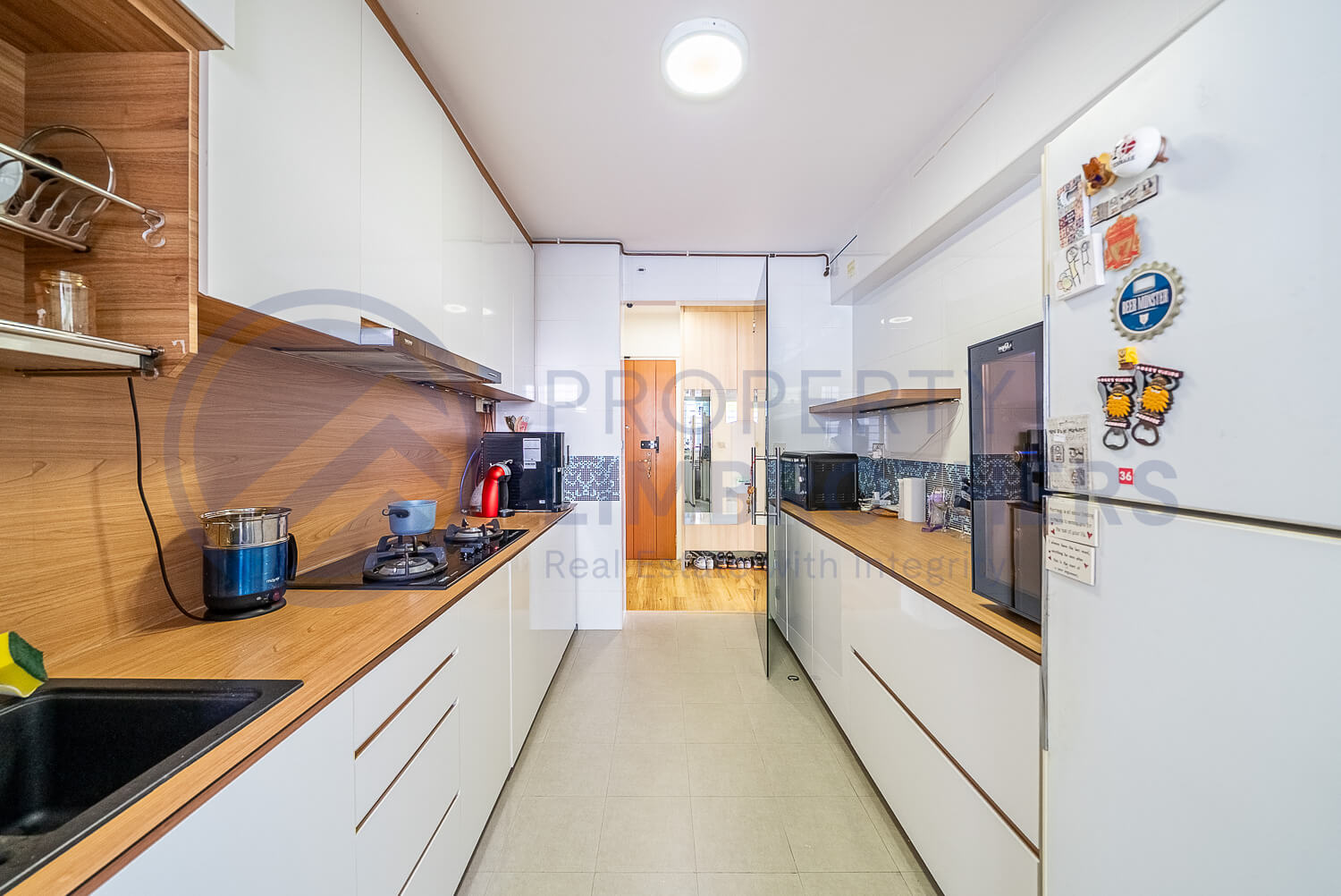 889B Woodlands Drive 50