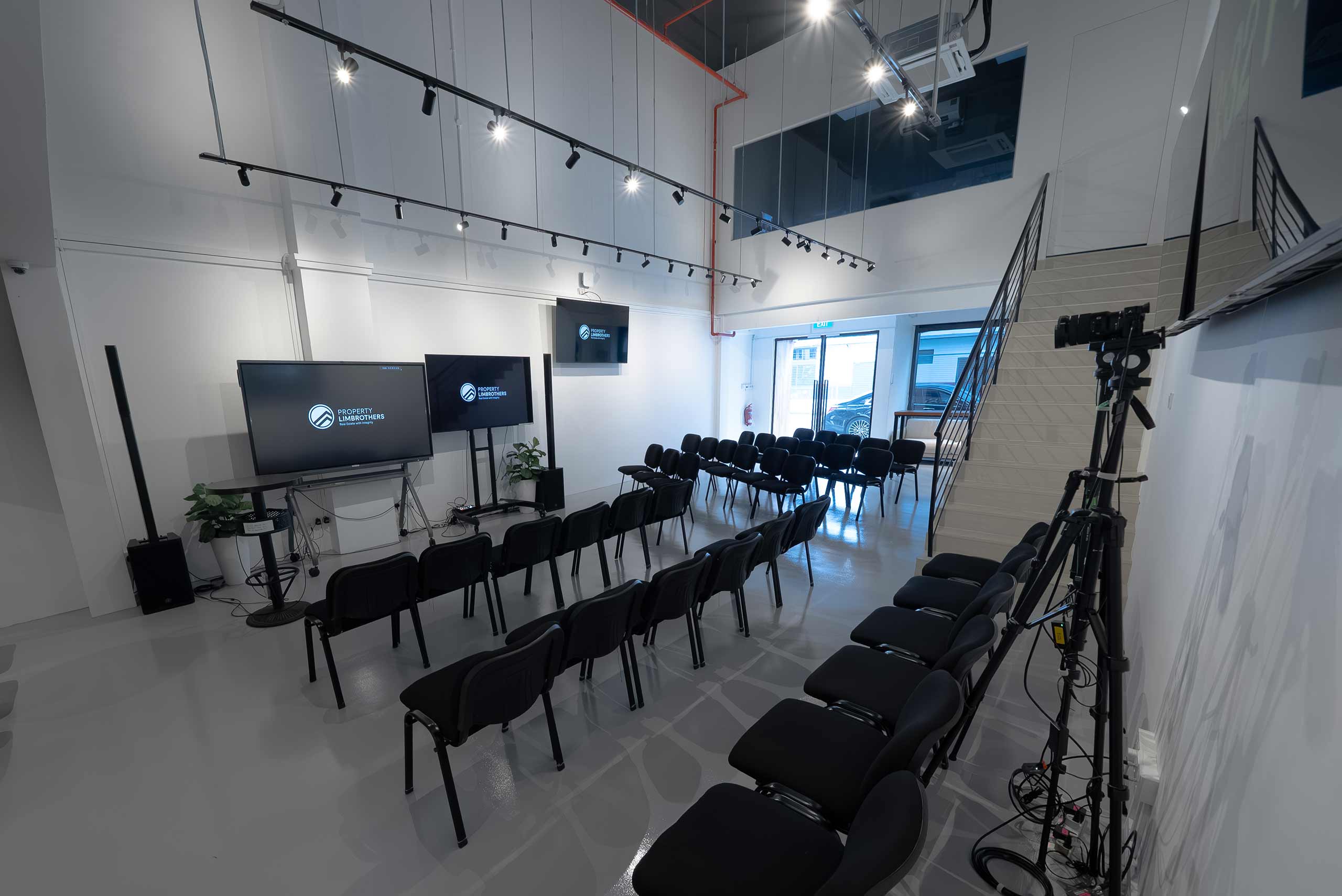 DSC00079-Enhanced-NR