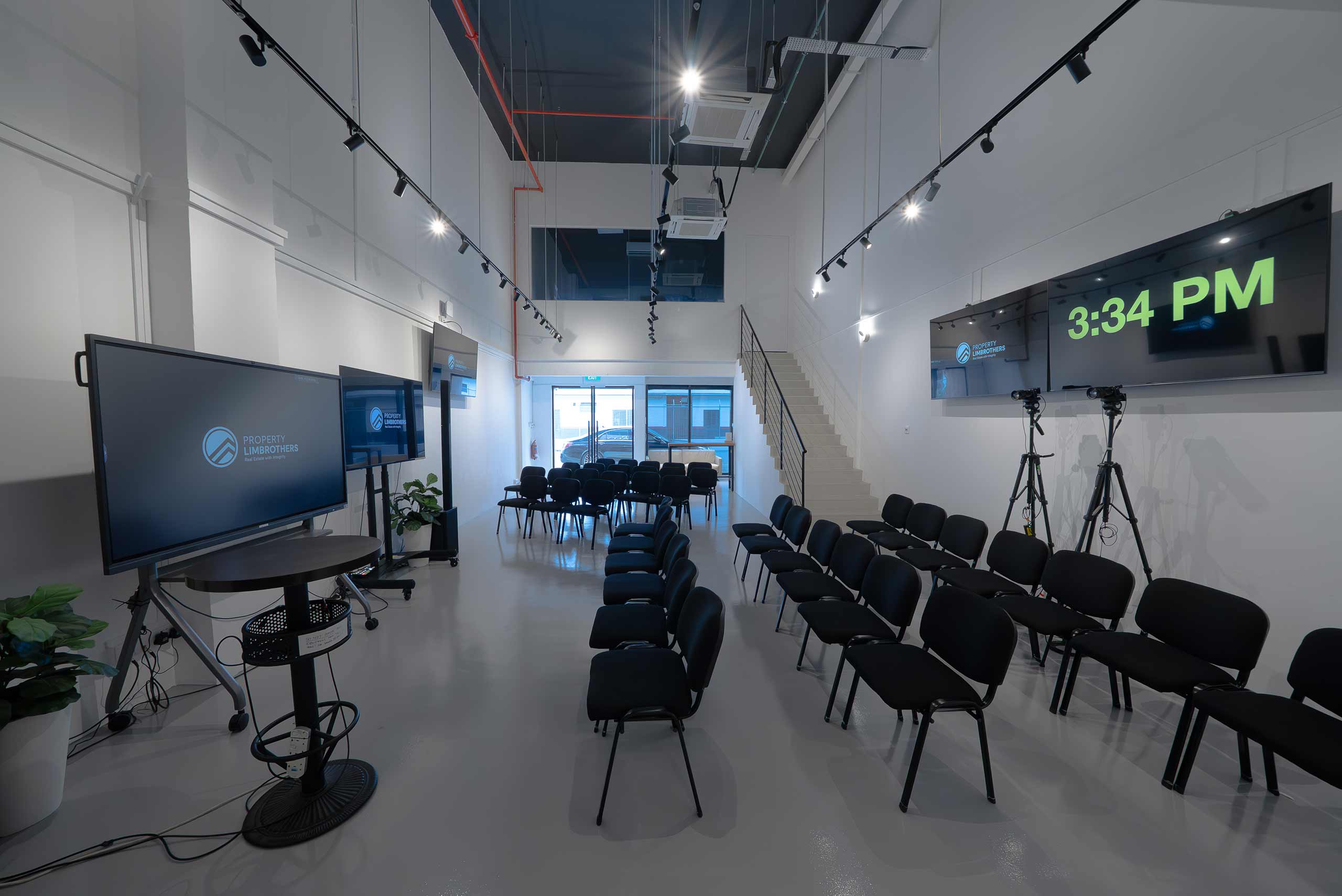 DSC00096-Enhanced-NR