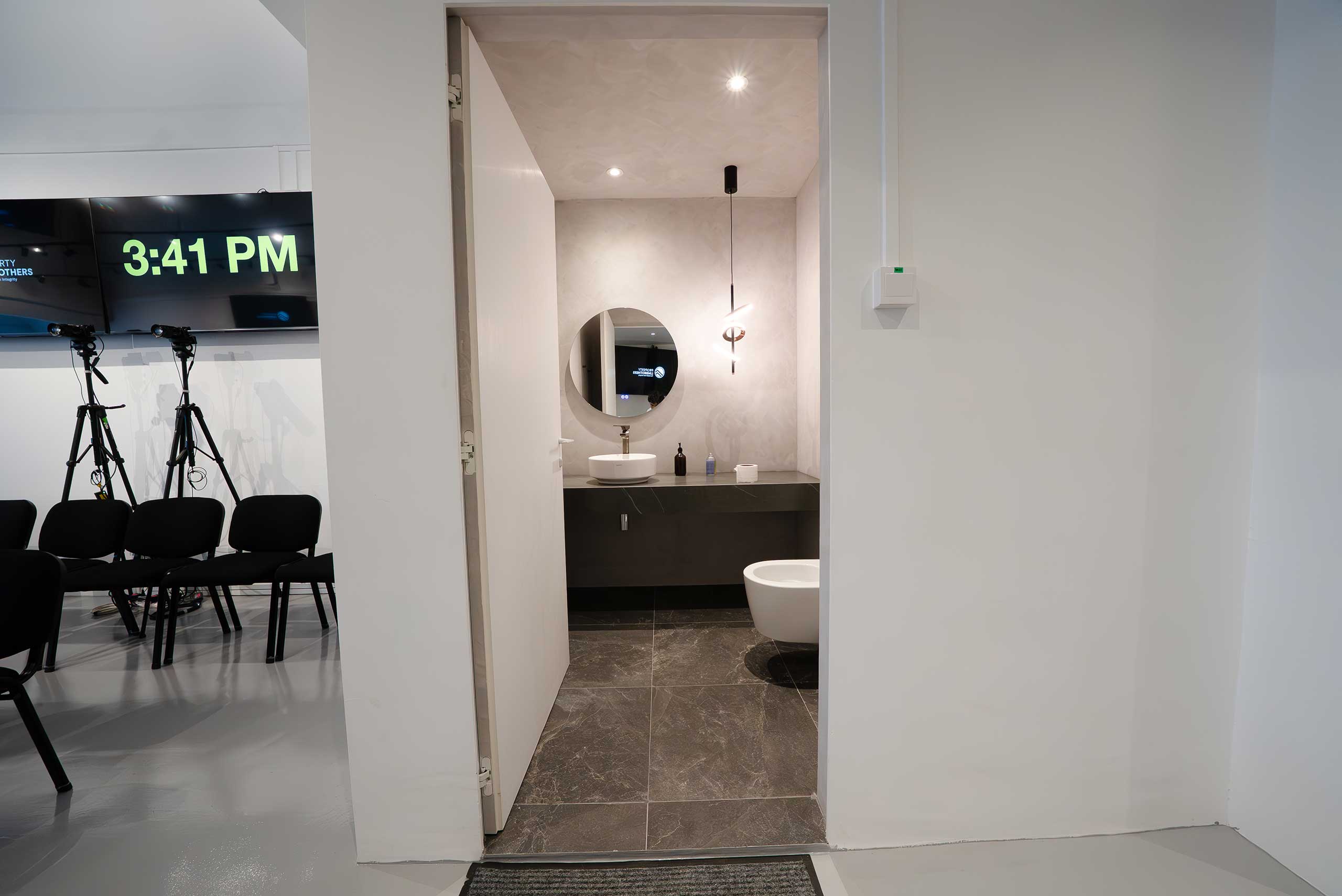 DSC00185-Enhanced-NR