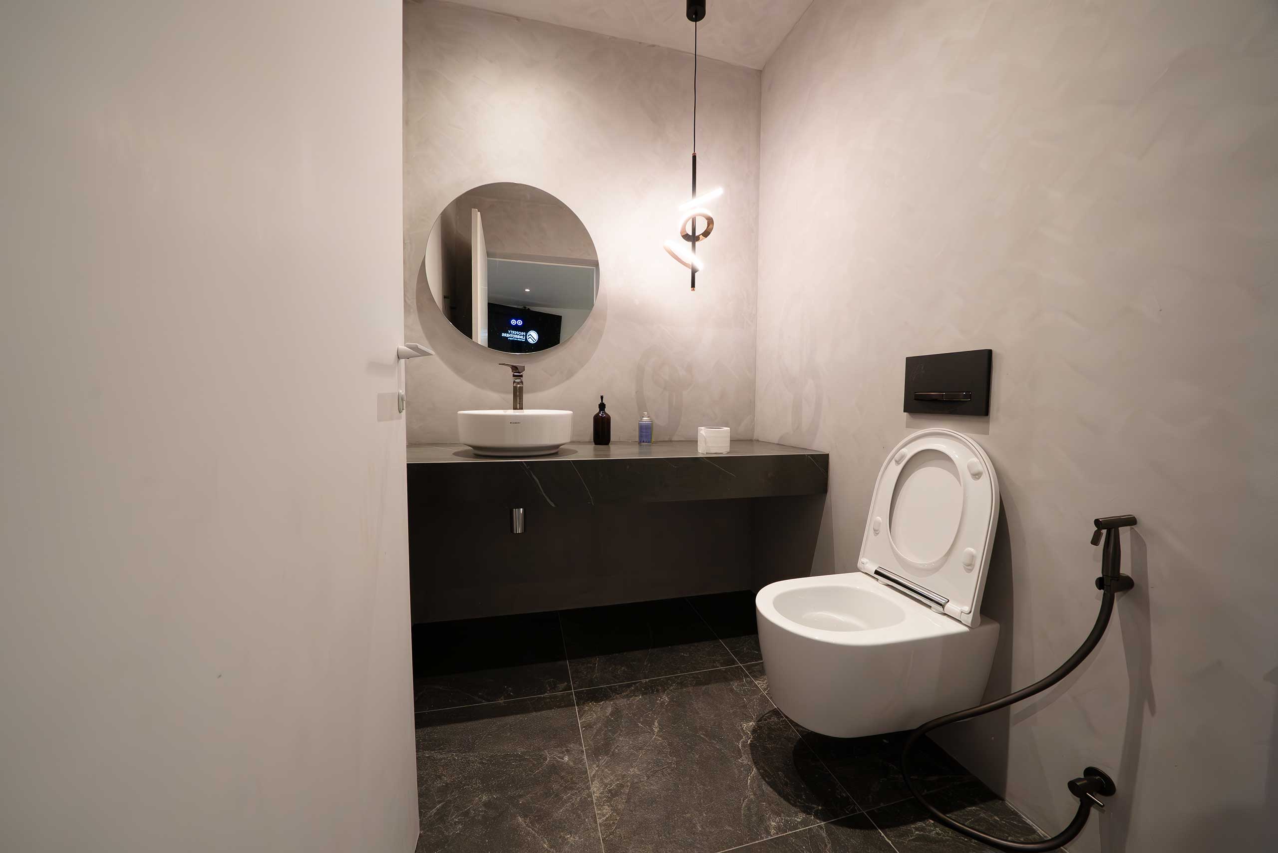 DSC00194-Enhanced-NR